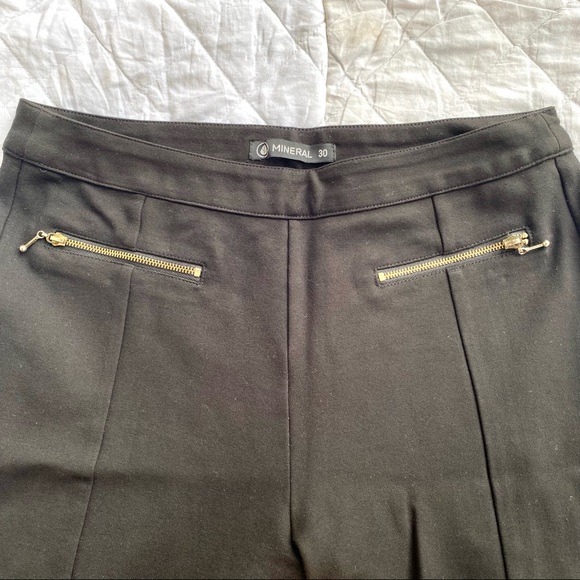 Good quality, thick material zippered Jeggings for women Size: 30 Brand: Mineral - Picture 6 of 10